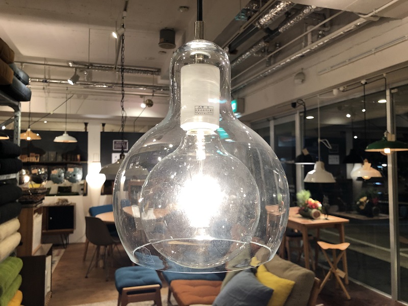 MEGA BULB PENDANT（クリア）　42,120円（税込）